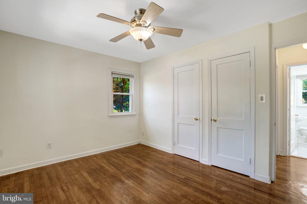 8015 NEW MARKET ROAD