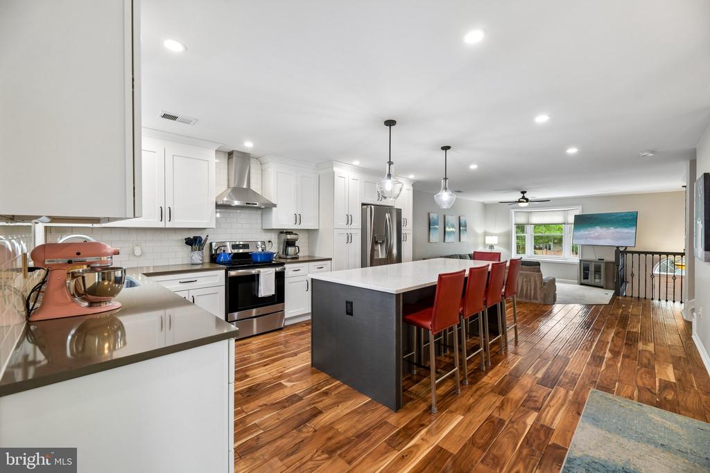 5943 NORHAM DRIVE