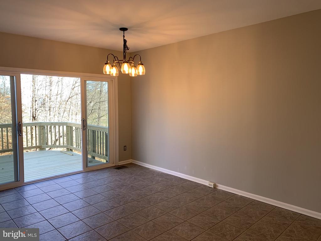 3384 GOVERNORS CREST COURT
