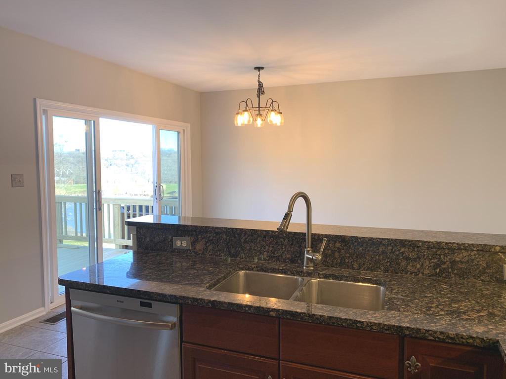 3384 GOVERNORS CREST COURT