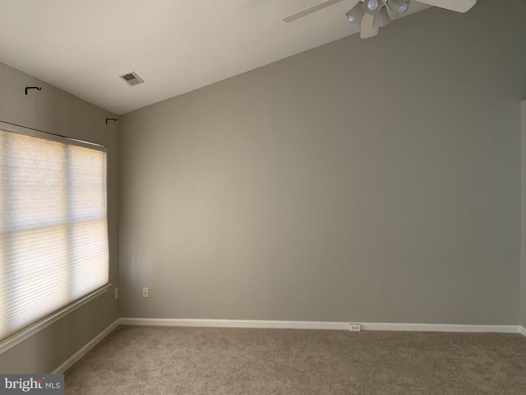 3384 GOVERNORS CREST COURT