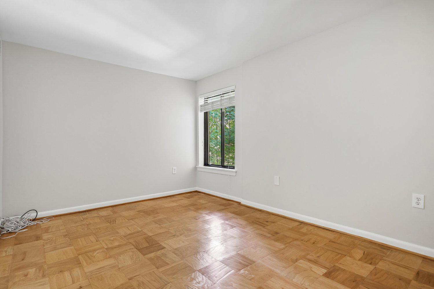 2854 DOVER LANE Unit: 303