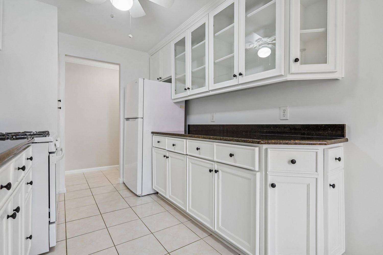2854 DOVER LANE Unit: 303