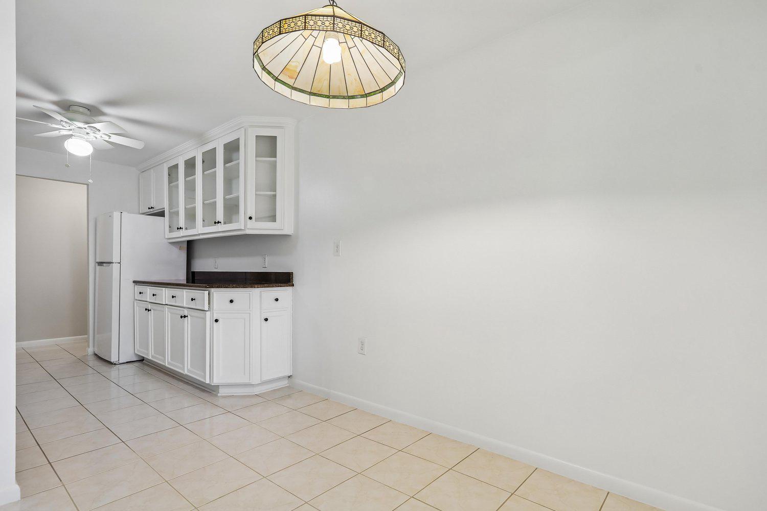 2854 DOVER LANE Unit: 303