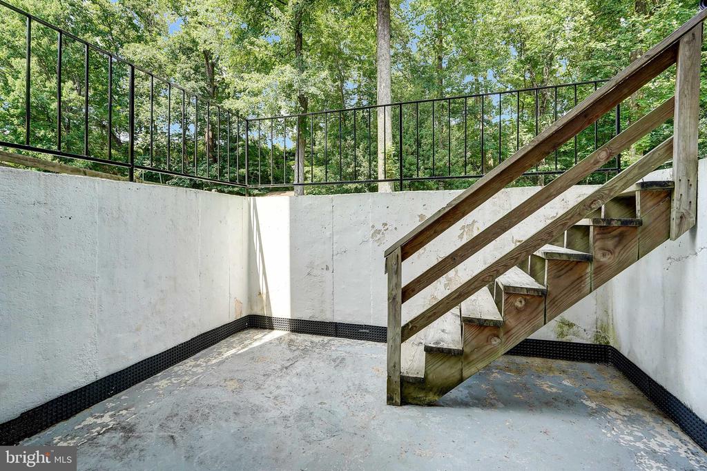 13212 CORALBERRY DRIVE