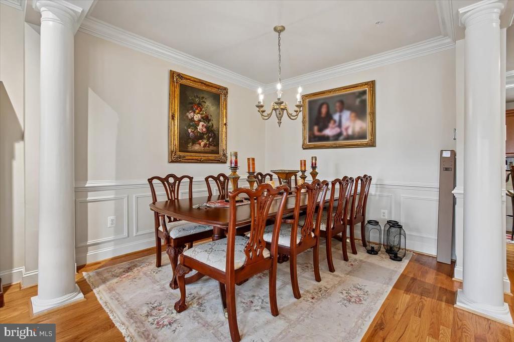 1309 MCLEAN CREST COURT