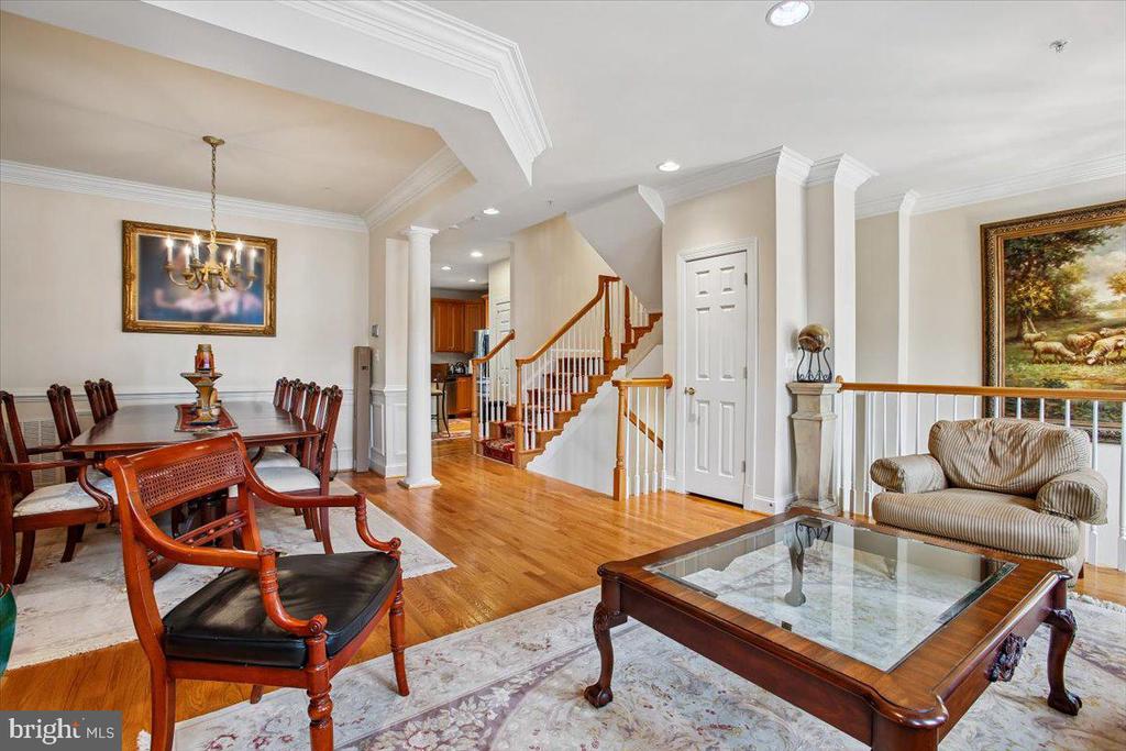 1309 MCLEAN CREST COURT