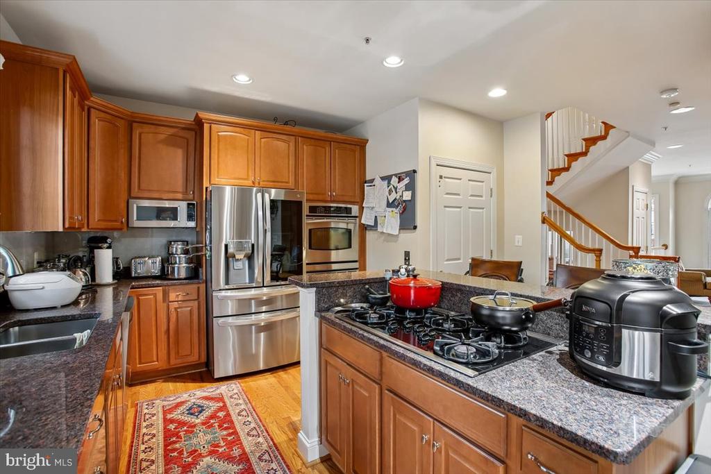 1309 MCLEAN CREST COURT