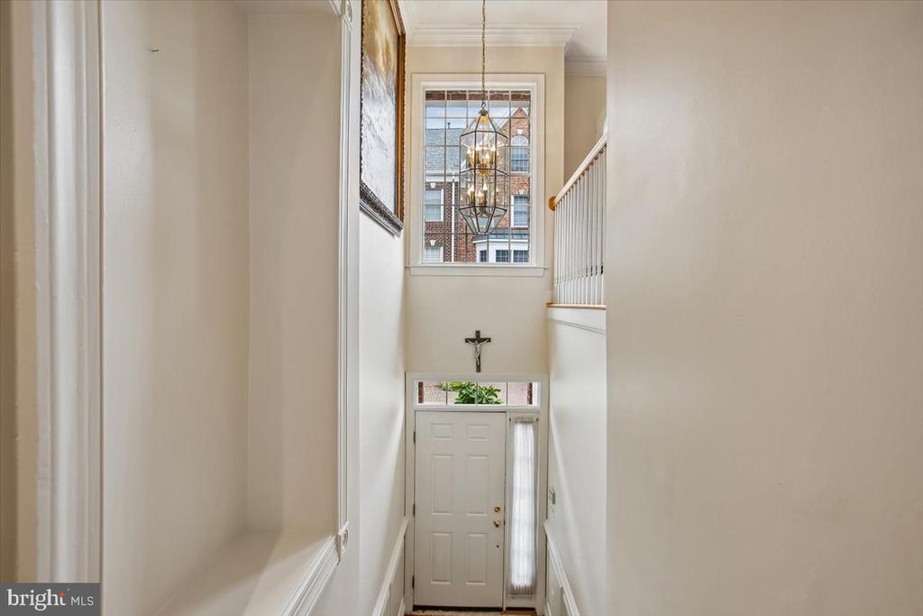 1309 MCLEAN CREST COURT