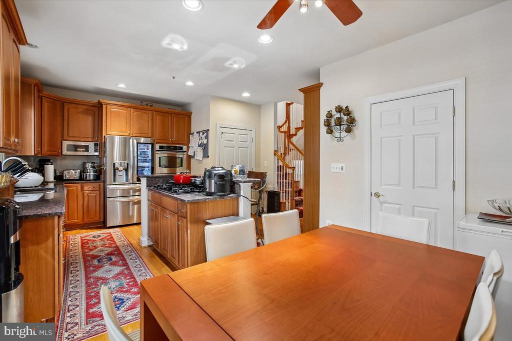 1309 MCLEAN CREST COURT