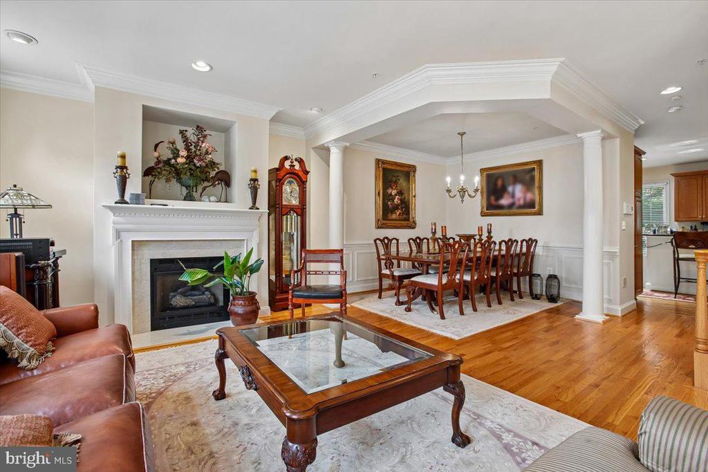 1309 MCLEAN CREST COURT