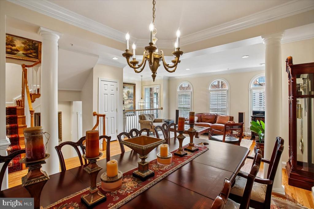 1309 MCLEAN CREST COURT