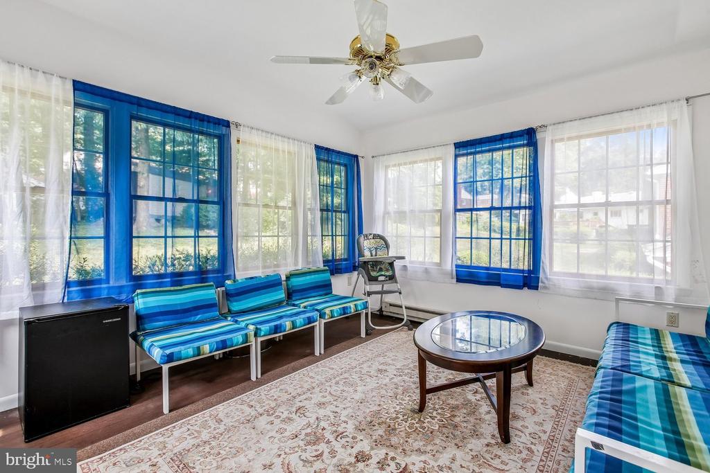 3210 PATRICK HENRY DRIVE