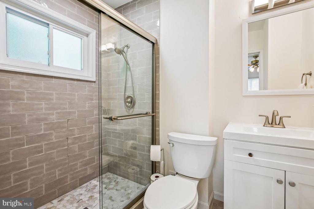 3210 PATRICK HENRY DRIVE