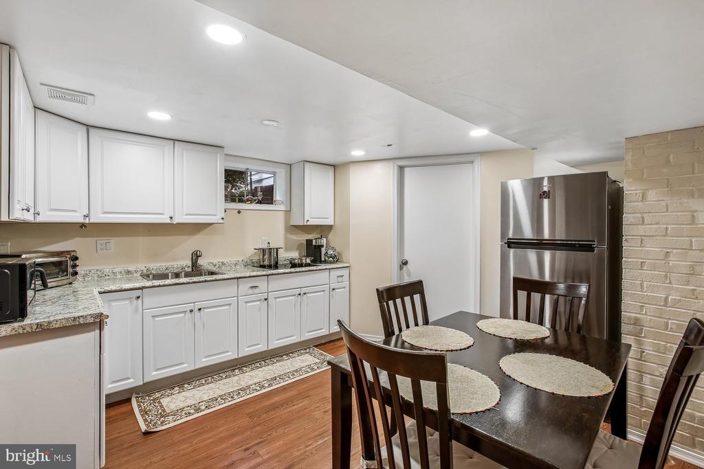 3210 PATRICK HENRY DRIVE