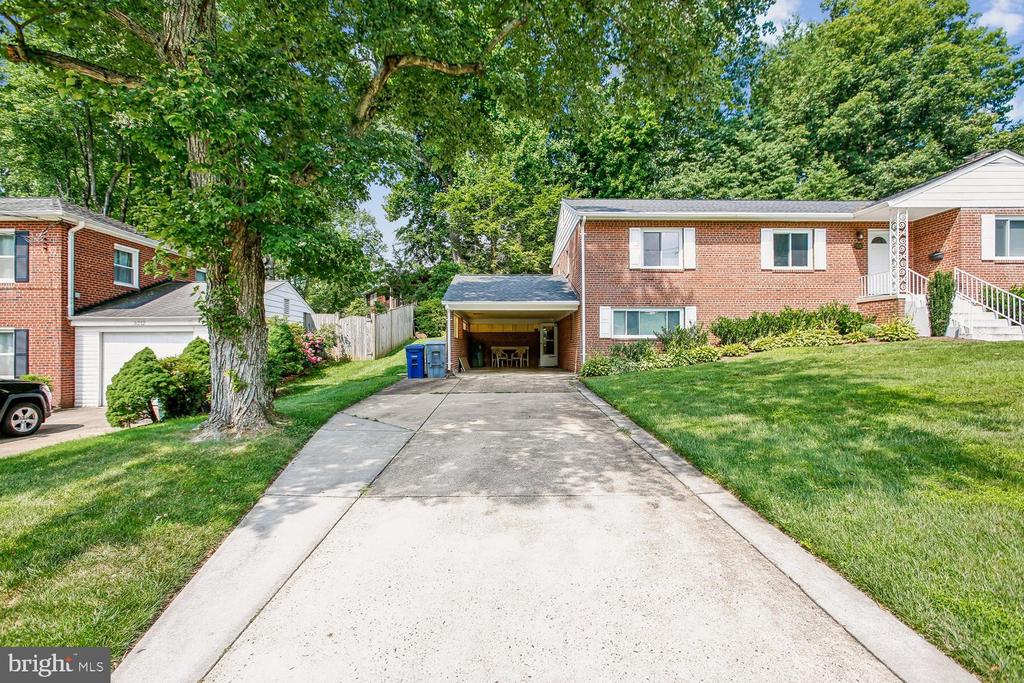 3210 PATRICK HENRY DRIVE