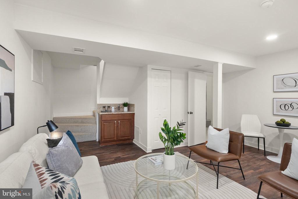 5359 BLACK OAK DRIVE