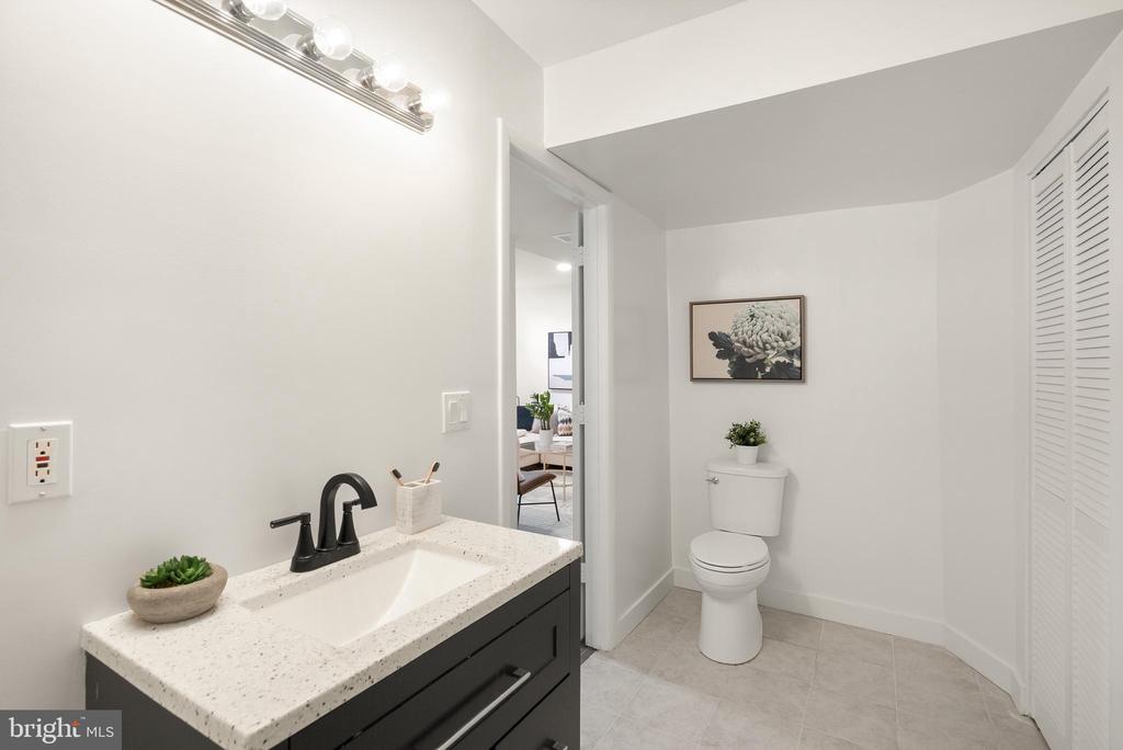 5359 BLACK OAK DRIVE