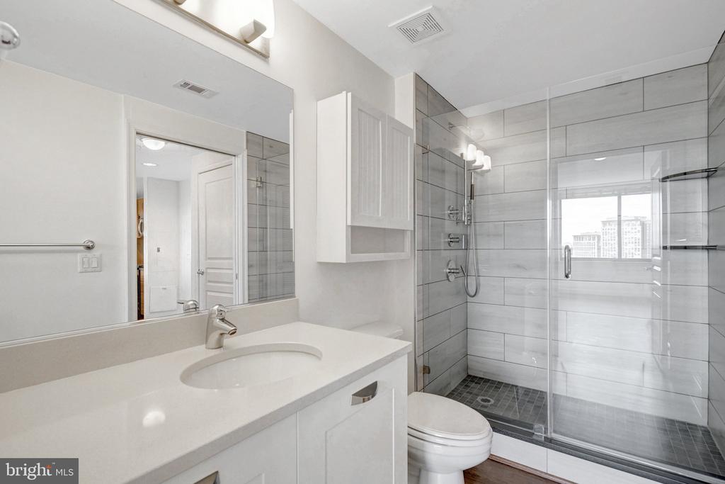 2451 MIDTOWN AVENUE Unit: 1502