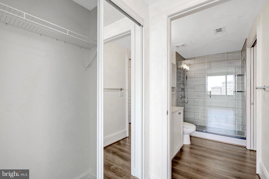 2451 MIDTOWN AVENUE Unit: 1502