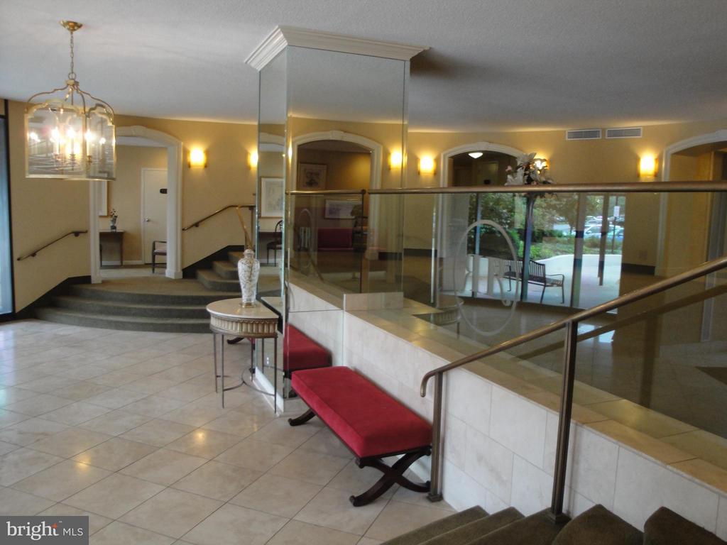 8370 GREENSBORO DRIVE Unit: 1019
