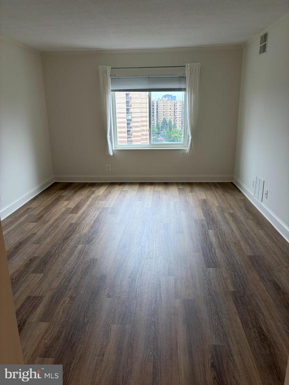 8370 GREENSBORO DRIVE Unit: 1019