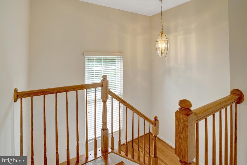 3348 WILTON CREST COURT