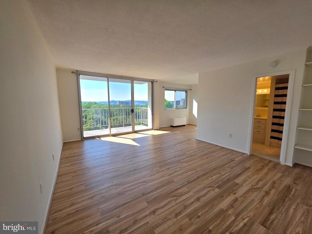 2059 HUNTINGTON AVENUE Unit: 1100