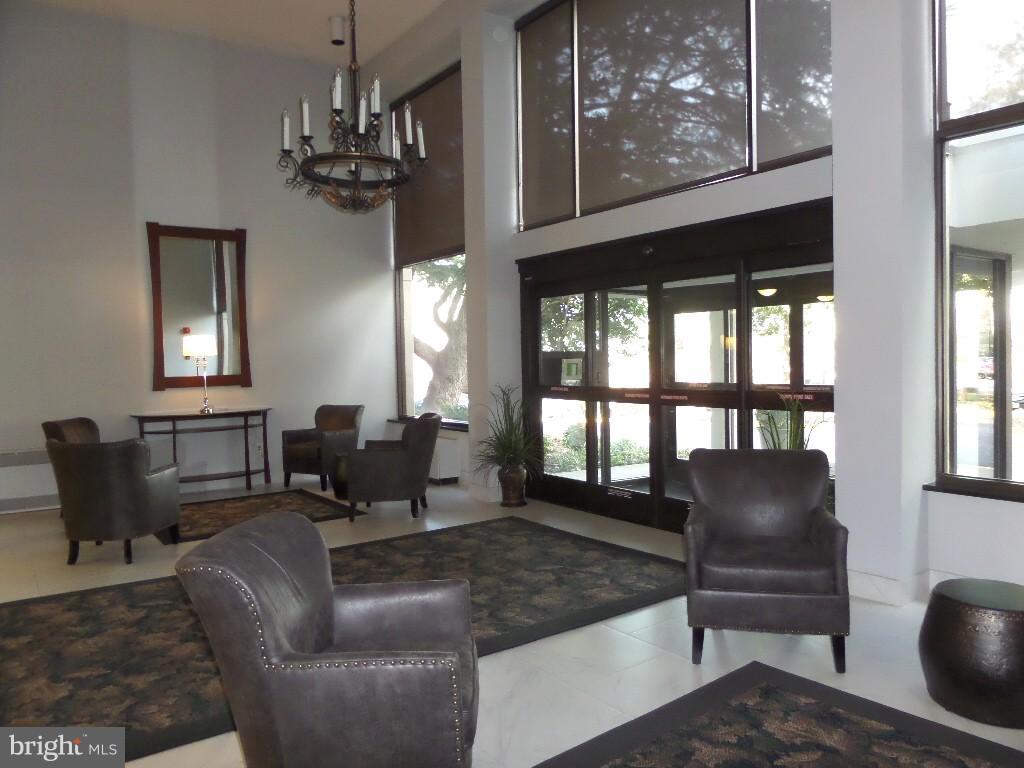 2059 HUNTINGTON AVENUE Unit: 1100