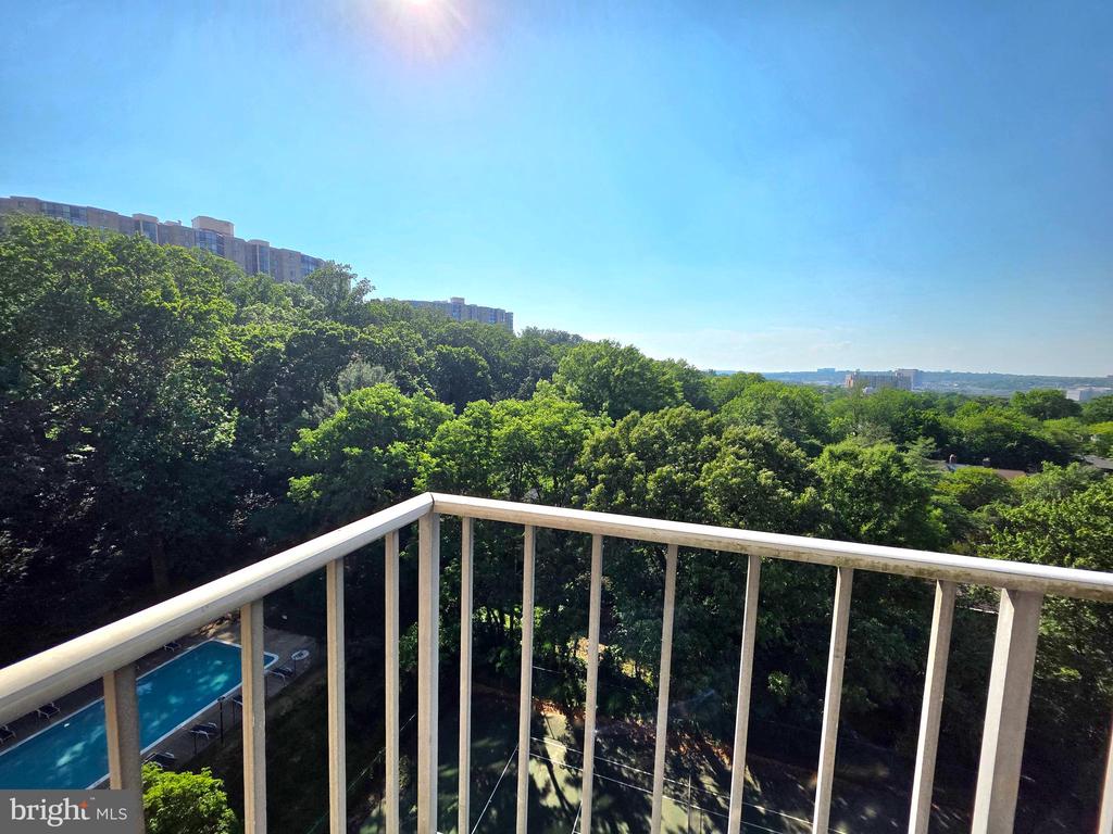 2059 HUNTINGTON AVENUE Unit: 1100