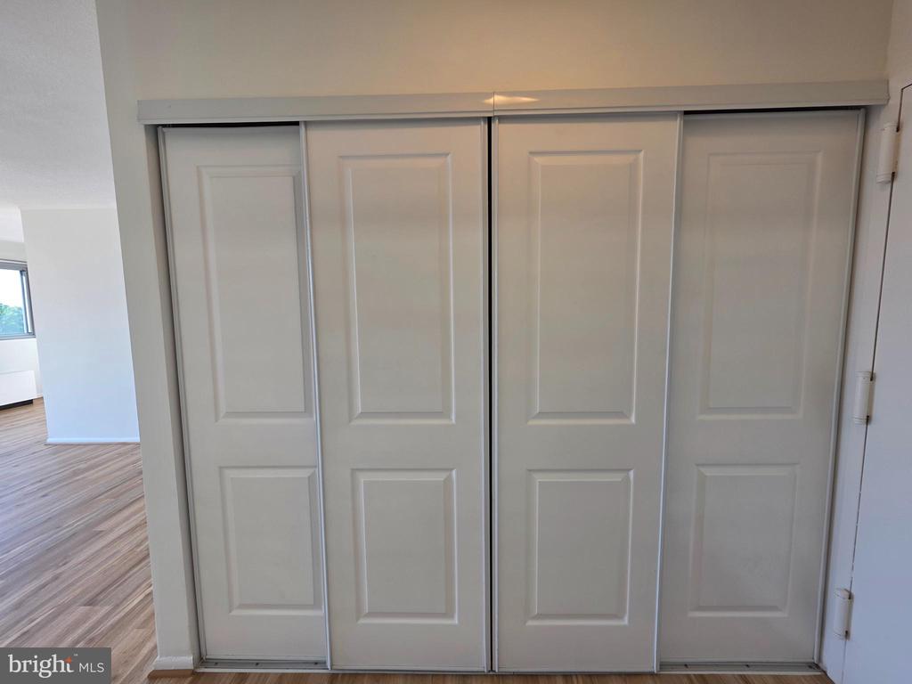 2059 HUNTINGTON AVENUE Unit: 1100