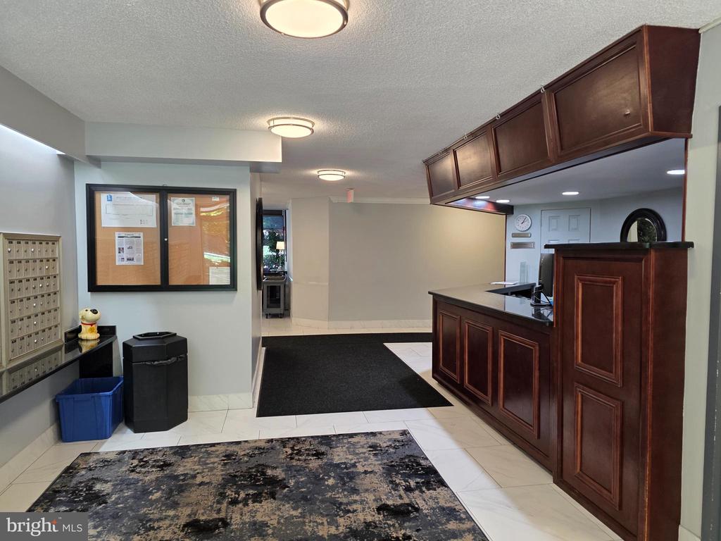 2059 HUNTINGTON AVENUE Unit: 1100