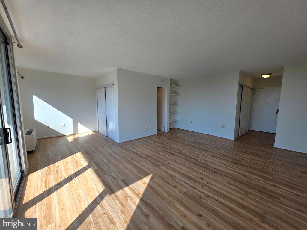 2059 HUNTINGTON AVENUE Unit: 1100