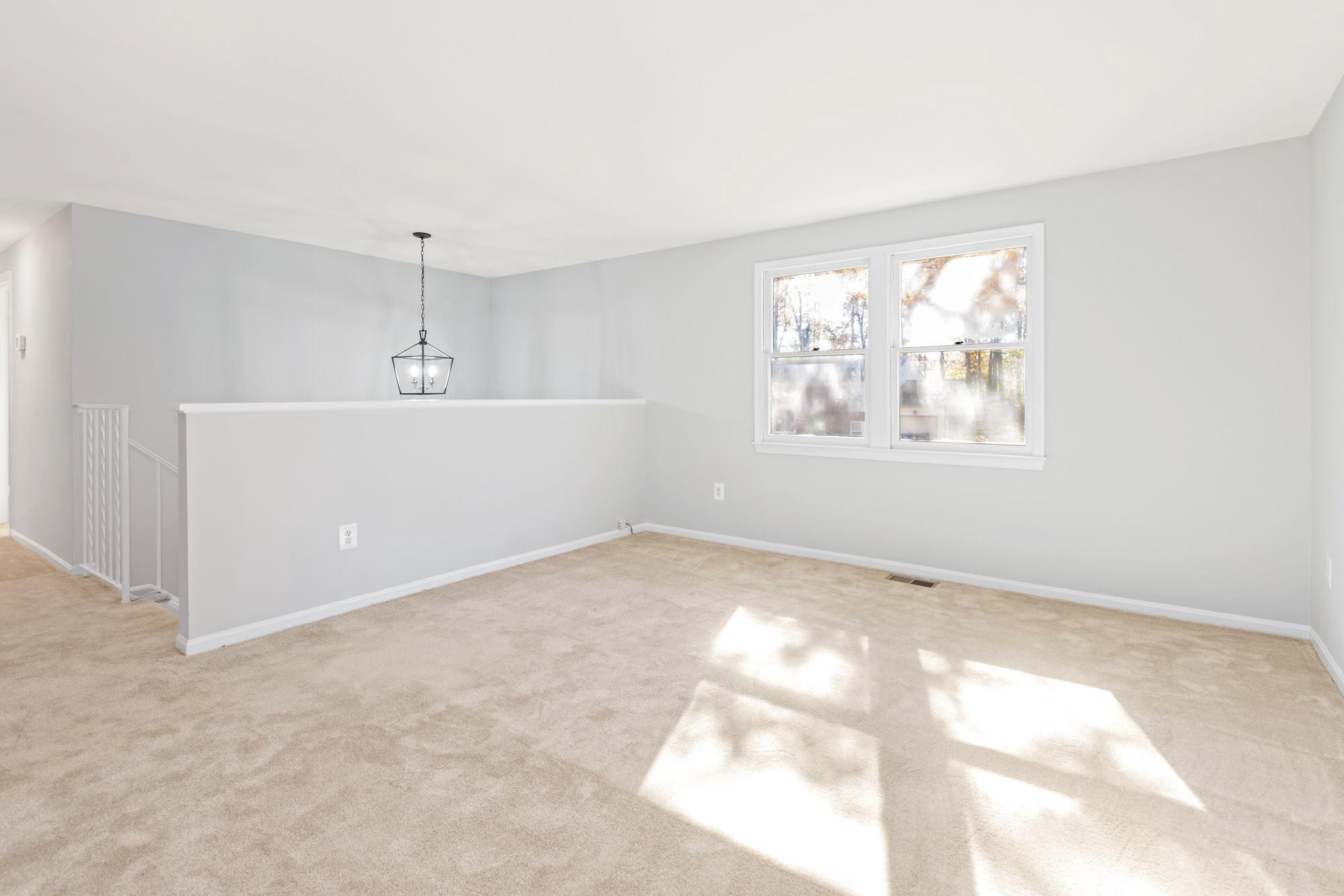 12712 LONGLEAF