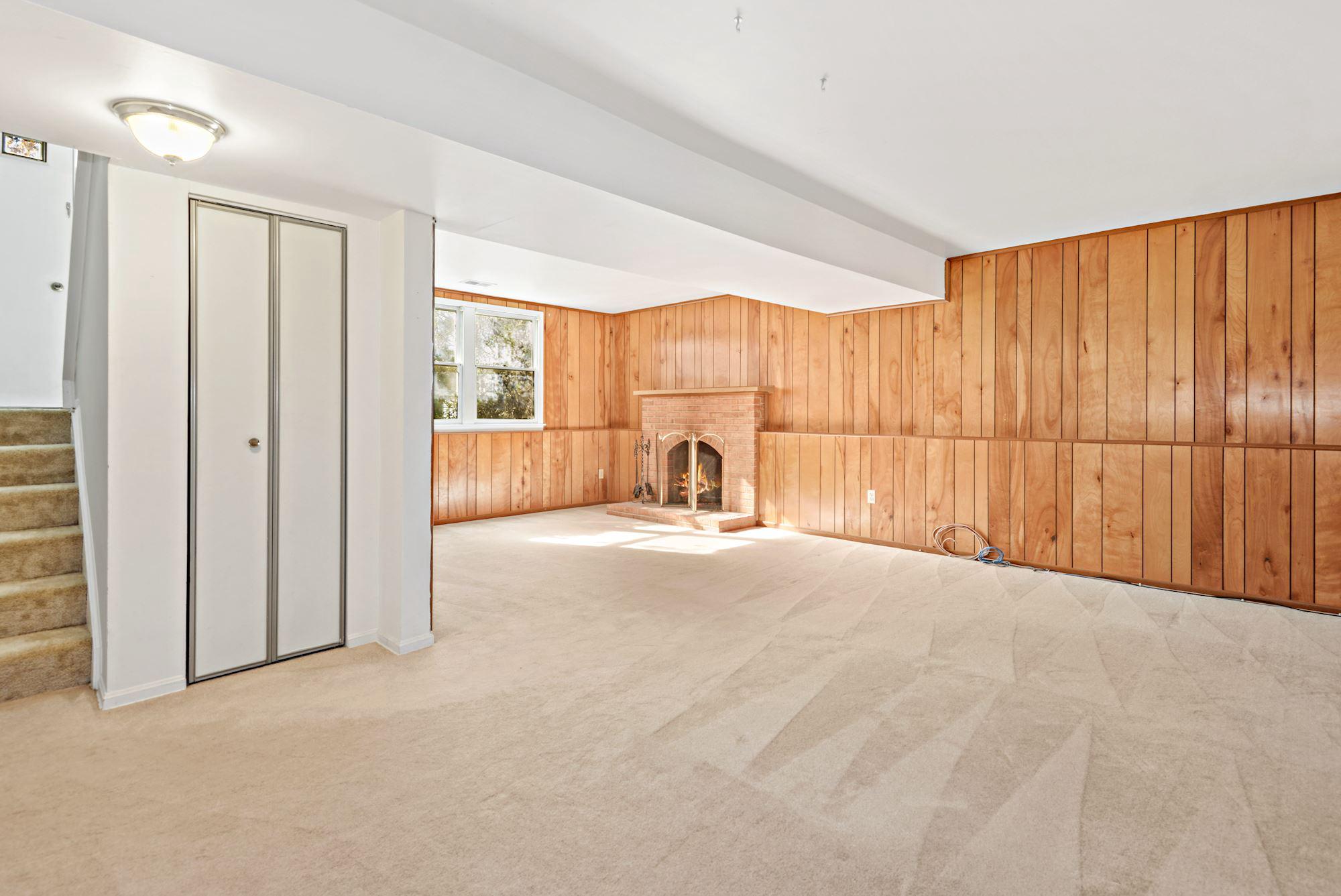 12712 LONGLEAF