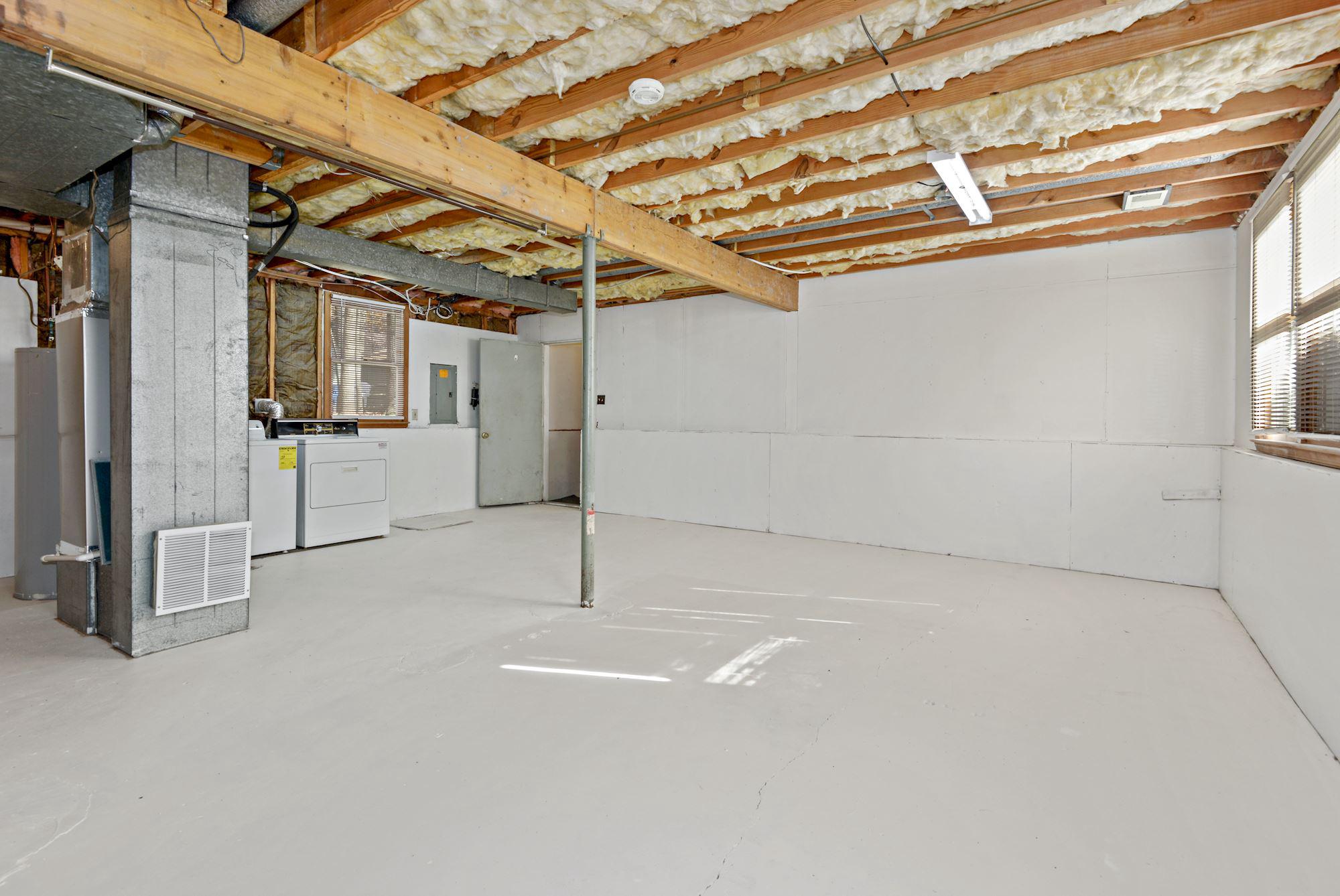 12712 LONGLEAF