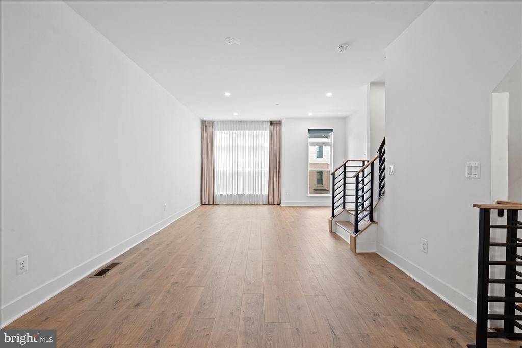 2013 TYSONS RIDGELINE ROAD
