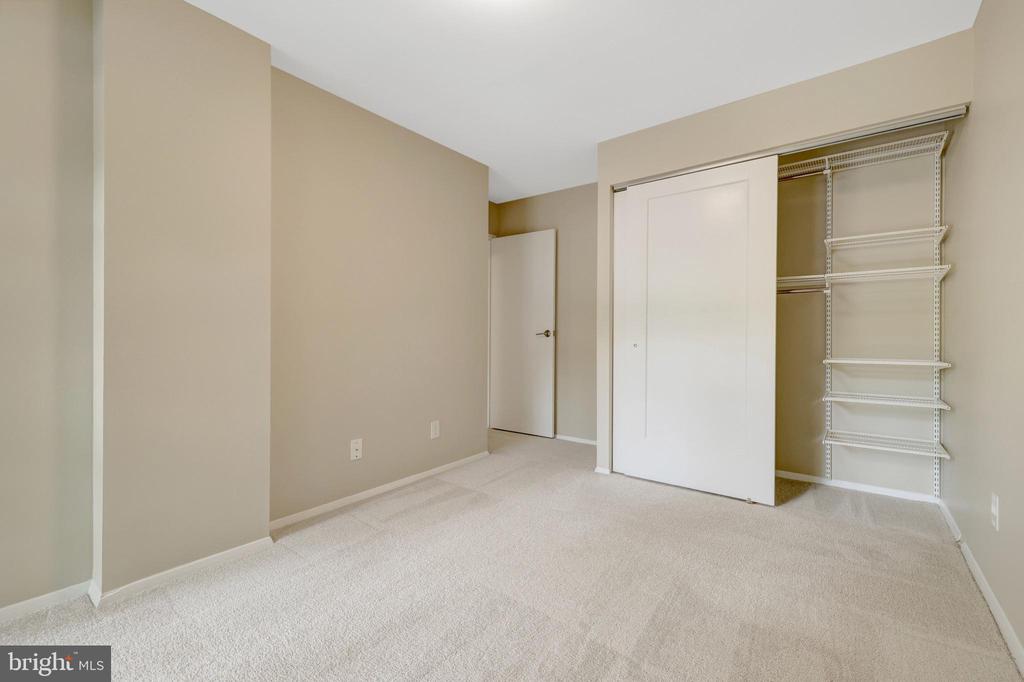 11640 IVYSTONE COURT Unit: 02/002A2
