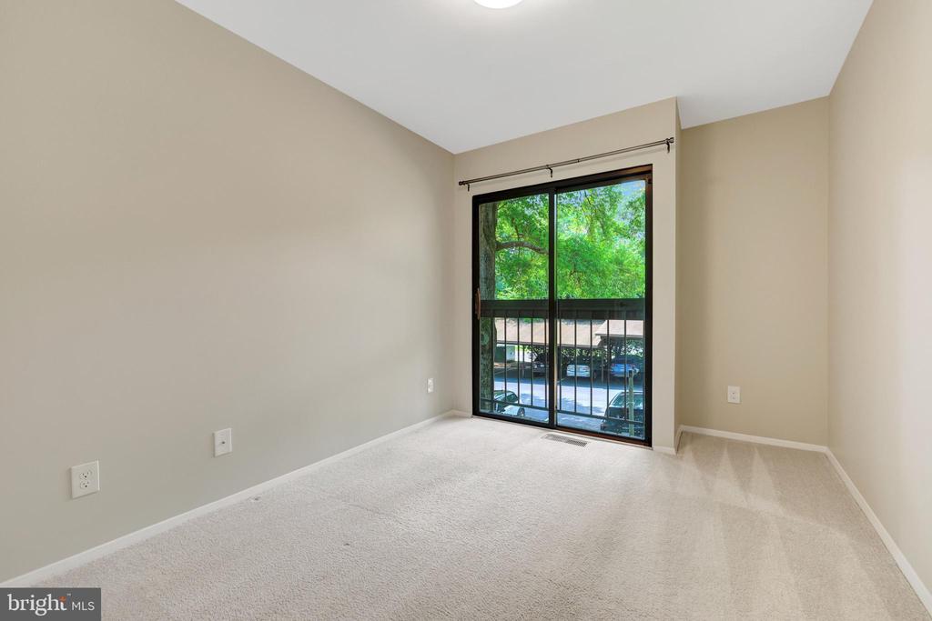 11640 IVYSTONE COURT Unit: 02/002A2