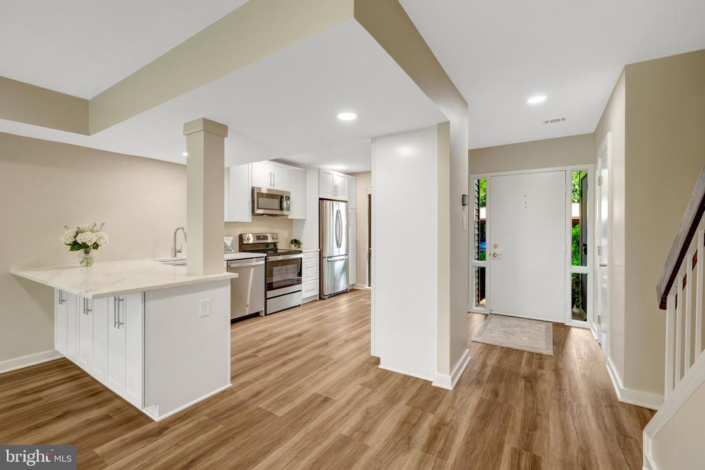 11640 IVYSTONE COURT Unit: 02/002A2