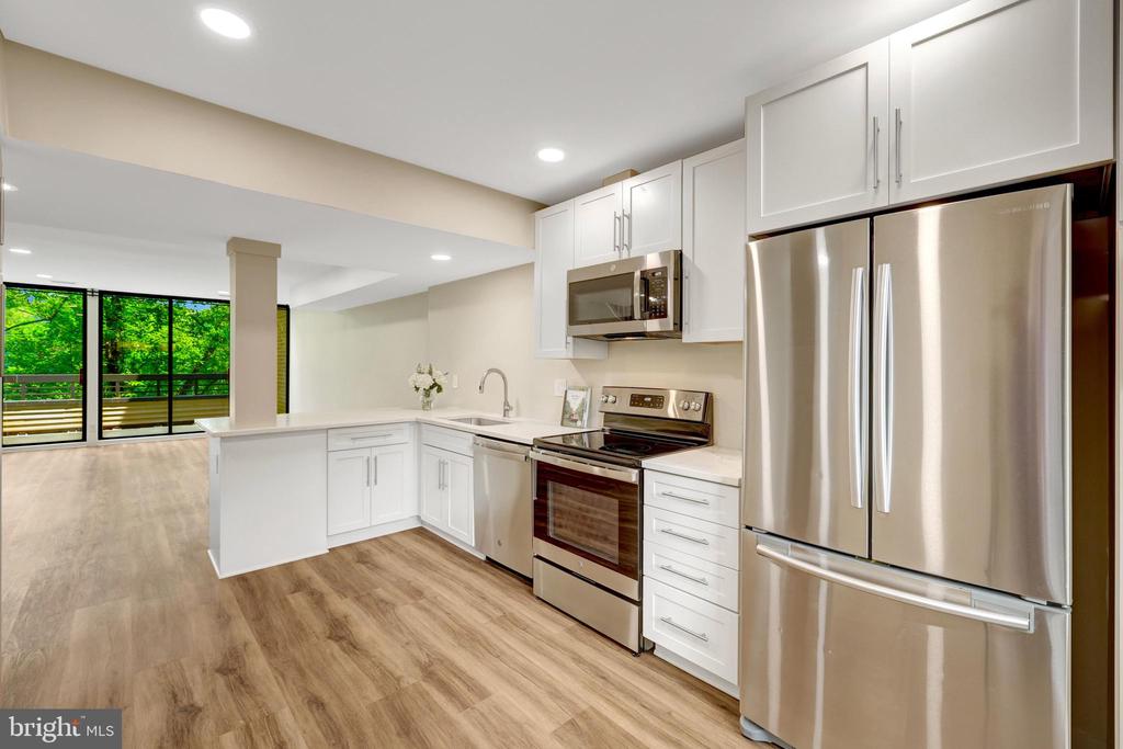 11640 IVYSTONE COURT Unit: 02/002A2