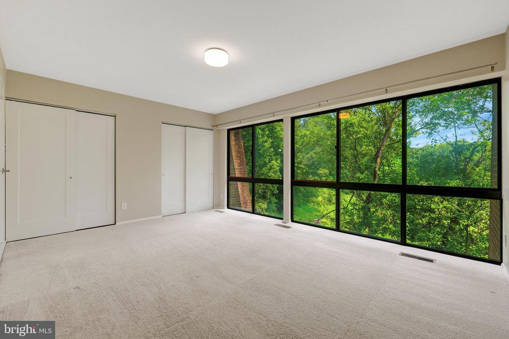 11640 IVYSTONE COURT Unit: 02/002A2