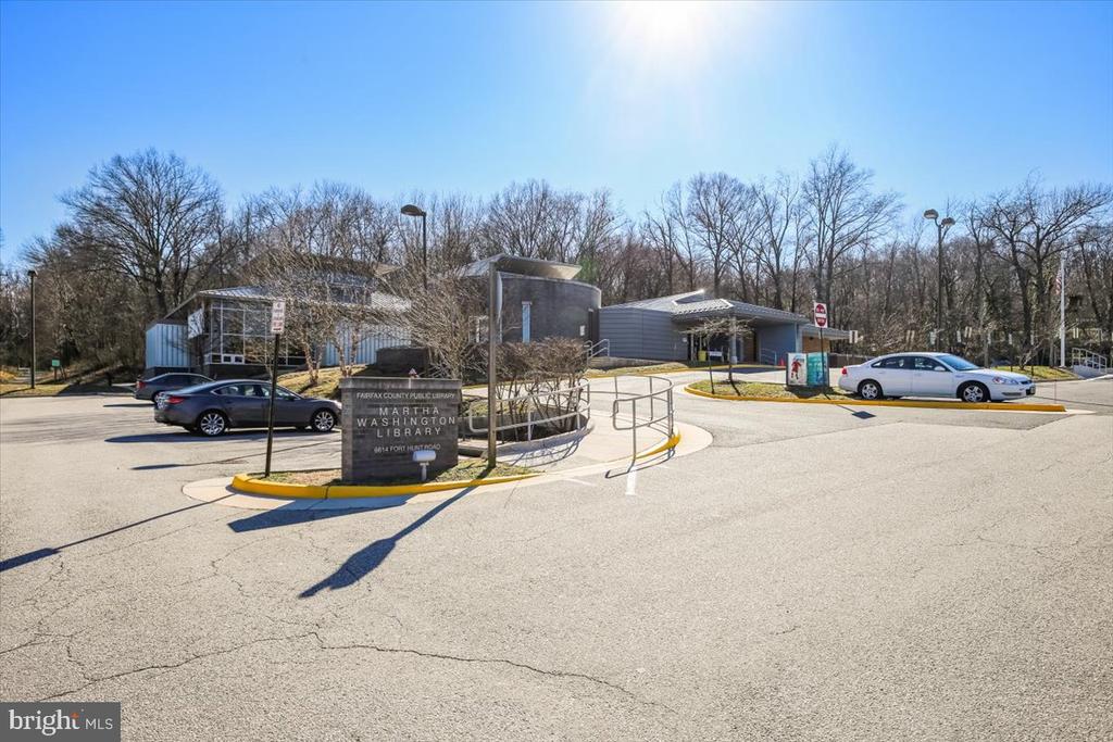 1208 SHENANDOAH ROAD