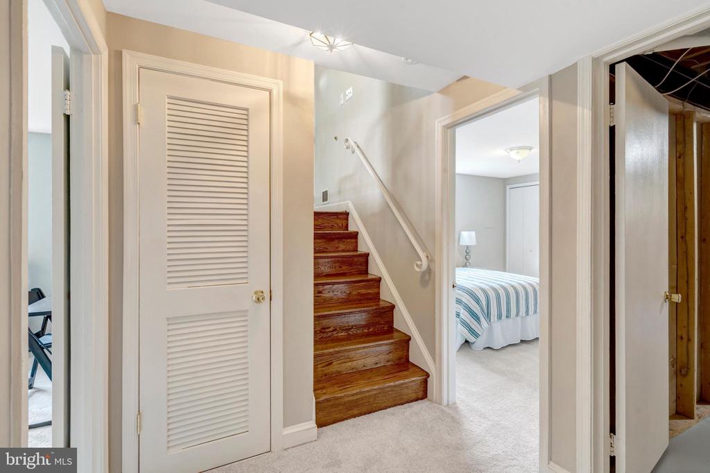 8622 KENILWORTH DRIVE