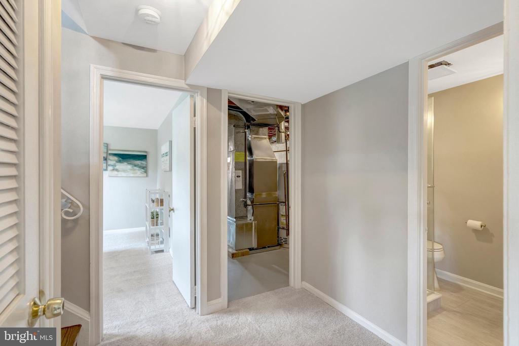 8622 KENILWORTH DRIVE