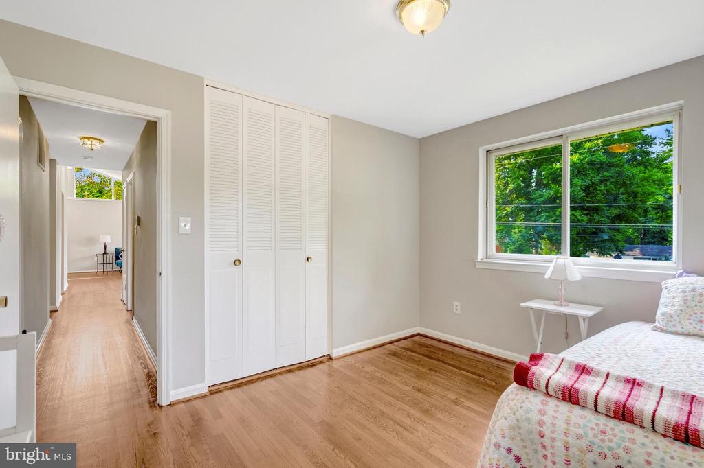 8622 KENILWORTH DRIVE
