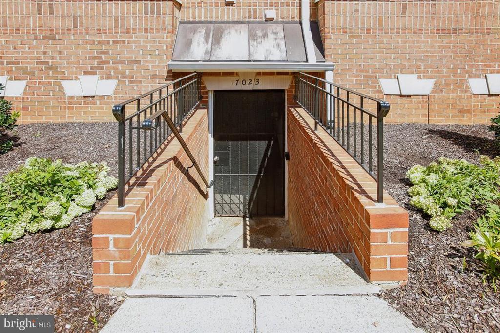 7023 HAYCOCK ROAD
