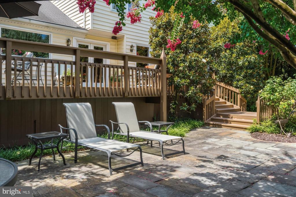 7200 LUDWOOD COURT