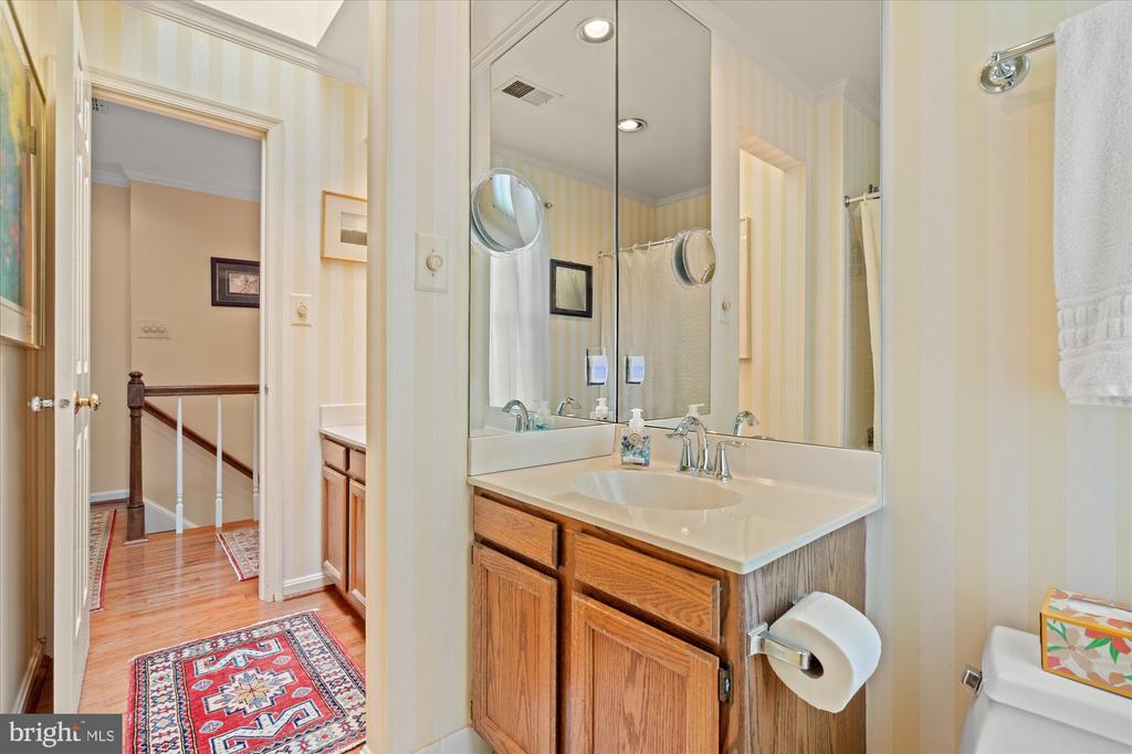 7200 LUDWOOD COURT