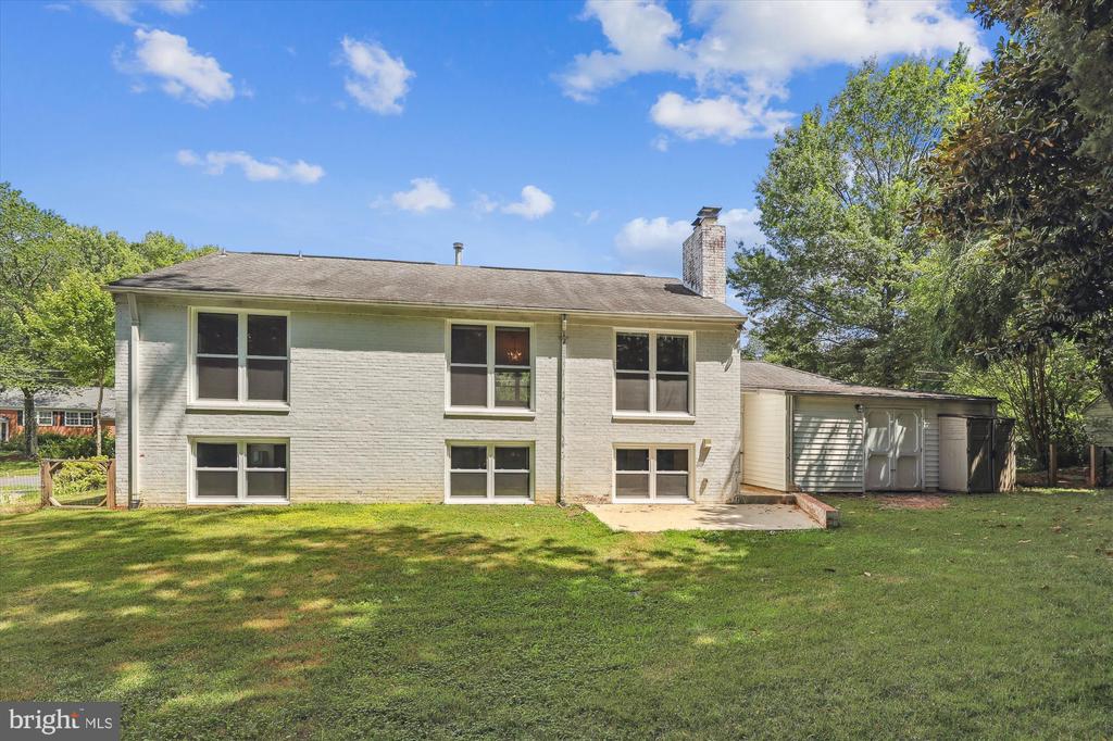 6916 SOUTHRIDGE DRIVE